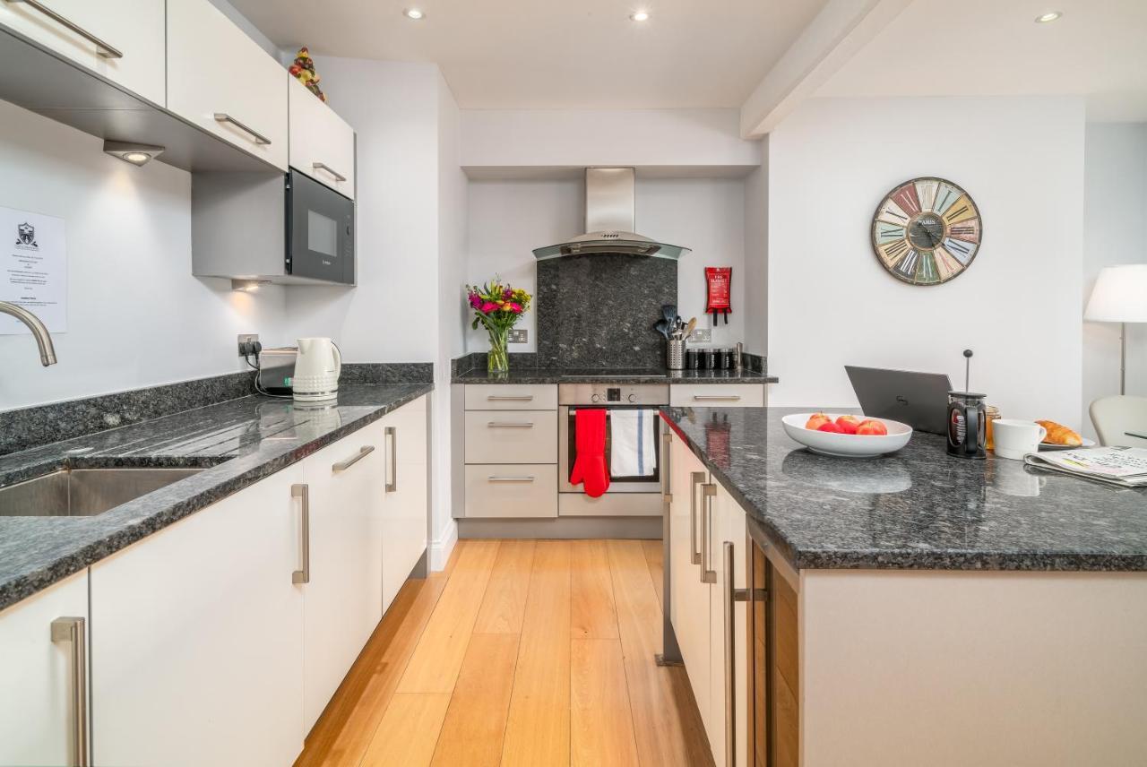 Castle Properties:Eton-The College Γουίνσδορ Εξωτερικό φωτογραφία
